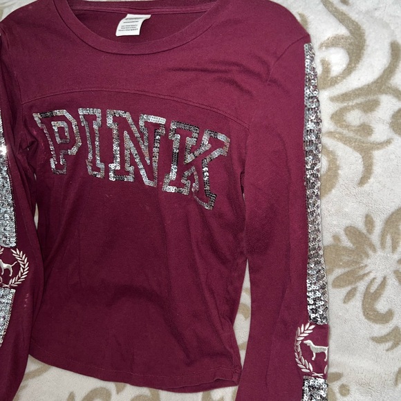 ‼️‼️Last price drop‼️‼️preloved Maroon Red Long sleeve Sequin VS pink top - Picture 3 of 14